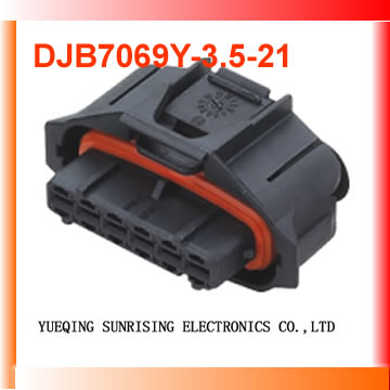 Automobile connector - Compact Connectors 1 928 403 740